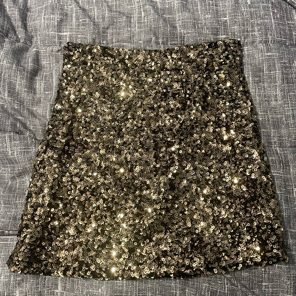 Sequin gold skirt